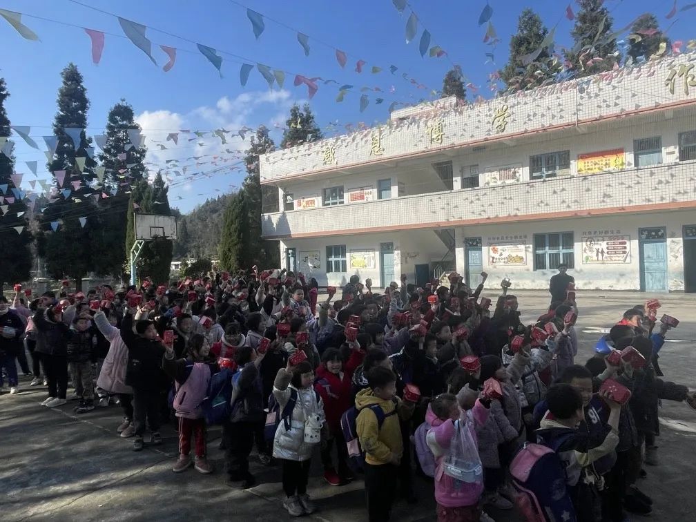 十八载初心如磐丨拉斯维加斯9888以教育之光点亮深山希望！ - 拉斯维加斯9888仪器装备中国有限公司